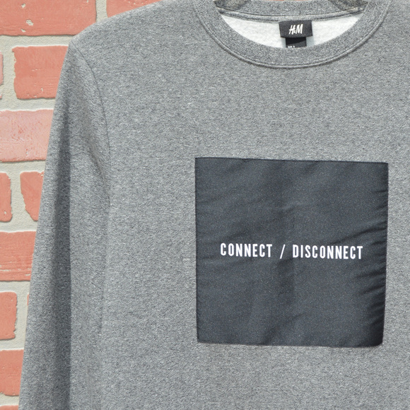 H&M Men's Grey Long Sleeve Sweatshirt Size Small - Picture 2 of 5